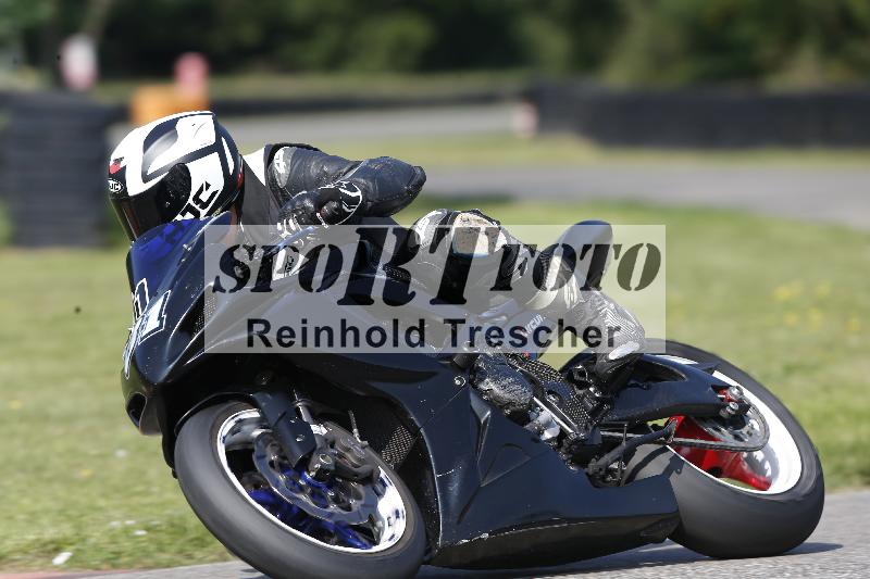 /45 10.08.2025 Plüss Moto Sport ADR/Freies Fahren/411